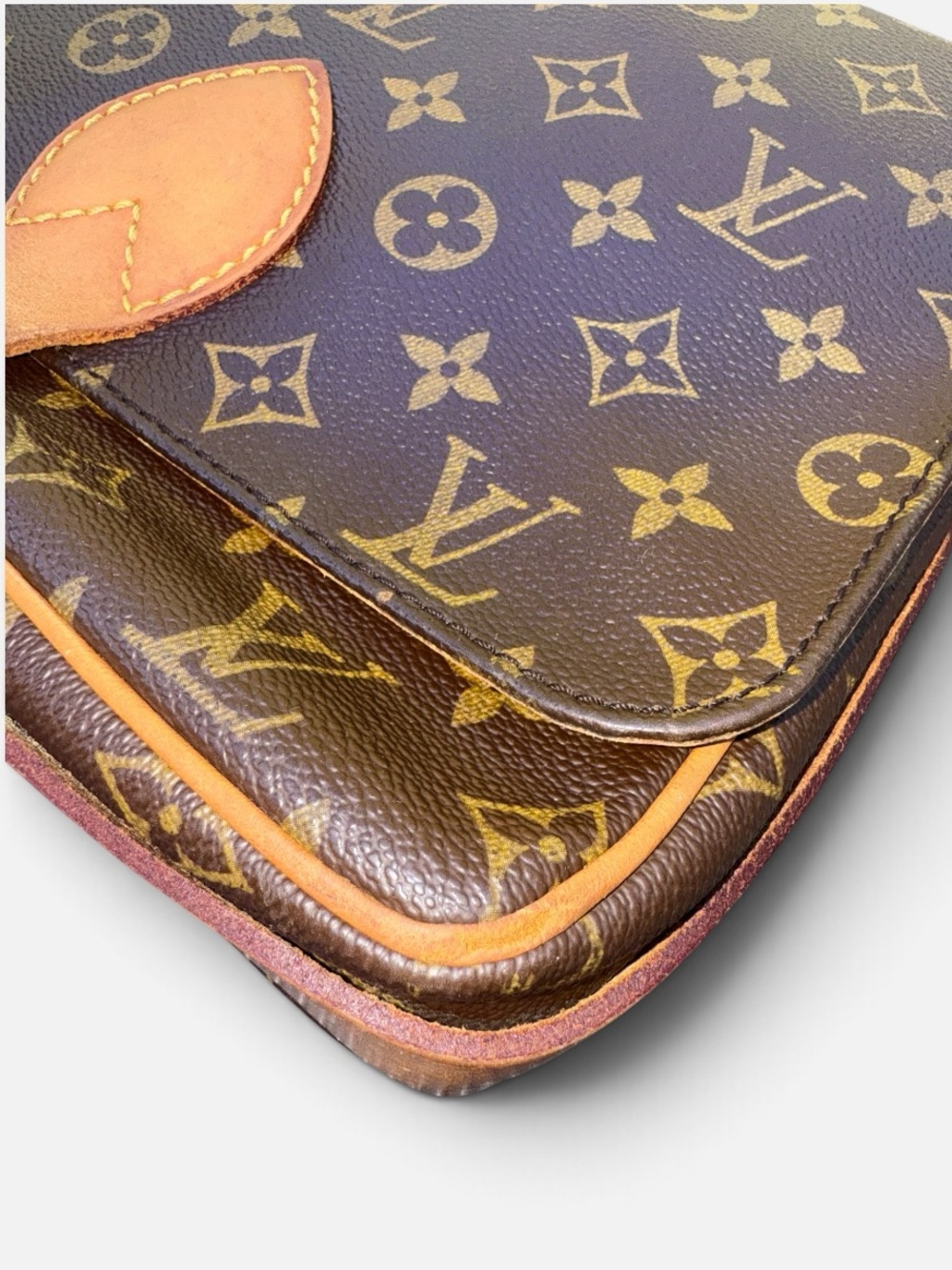 Louis Vuitton Vintage Monogram Cartouchiere GM Crossbody Bag SL881 🇫🇷 - Picture 13 of 16